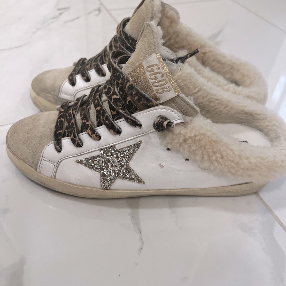 Golden Goose size 39 AUTHENTIC Neiman Marcus special edition Sherpa